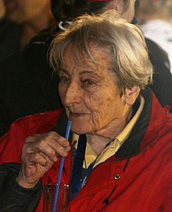 Дана Затопкова в 2007 году