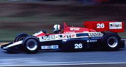 Андреа де Чезарис за рулём Ligier JS23 в 1984 году