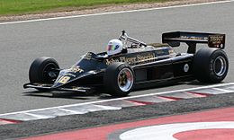 Lotus 87 на Silverstone Classic, 2008 год.