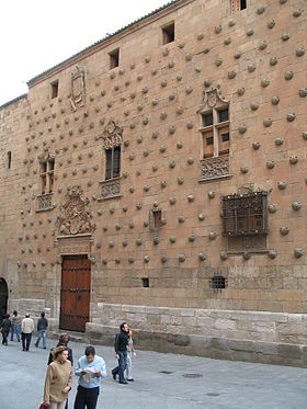 House of the shells in Salamanca.jpg
