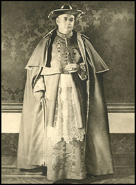 Кардинал Винченцо Лапума