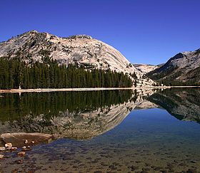 Lake Tenaya in Yosemite NP .jpg