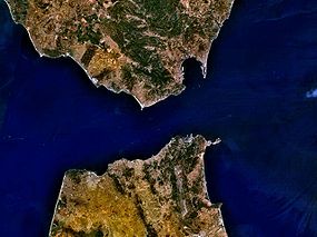 Strait of Gibraltar 5.53940W 35.97279N.jpg