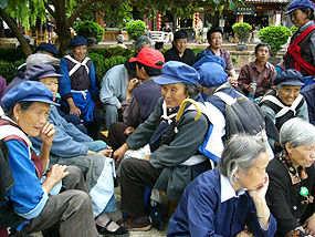 Женщины наси, Лицзян, провинция Юньнань