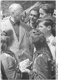 Йоганнес Р. Бехер в 1951 году