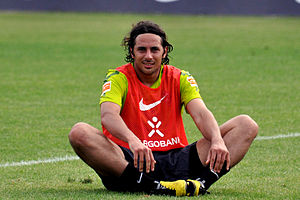 Claudio Pizarro 2010.jpg