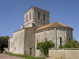 F-17500 église Lussant.jpg