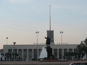 Finland railway station spb.jpg