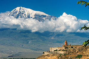 Монастырь Хор Вирап на фоне горы Арарат