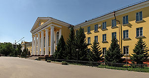 http://dic.academic.ru/pictures/wiki/files/51/300px-Semey_Medicine_Academy.jpg