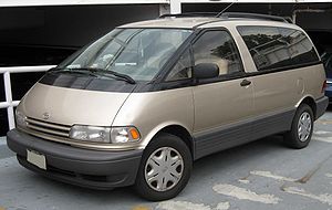 Toyota Previa (первое поколение)