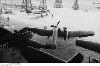 Bundesarchiv bild 101I-602-B1227-08A, Aufklärungsflugzeuge Blohm - Voß BV 141.jpg