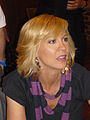 Jenna Elfman in 2009.jpg