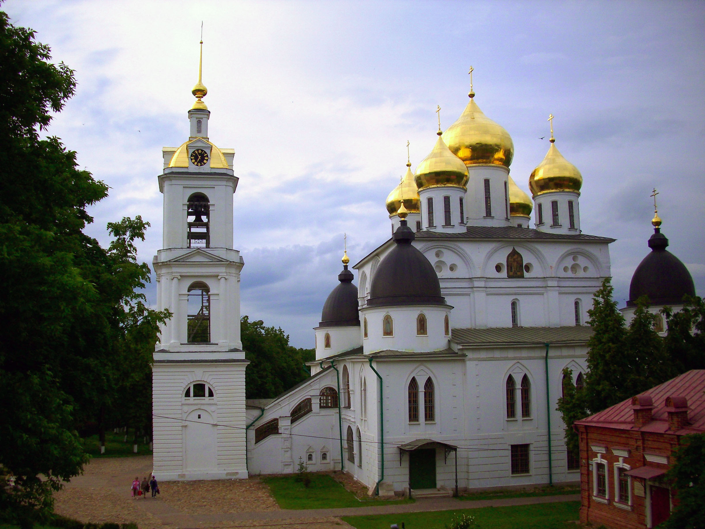 успенский кафедральный собор дмитров
