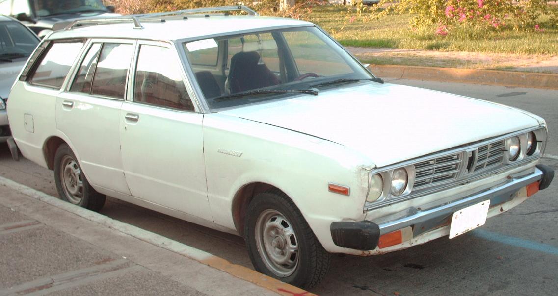 Nissan Datsun 140j