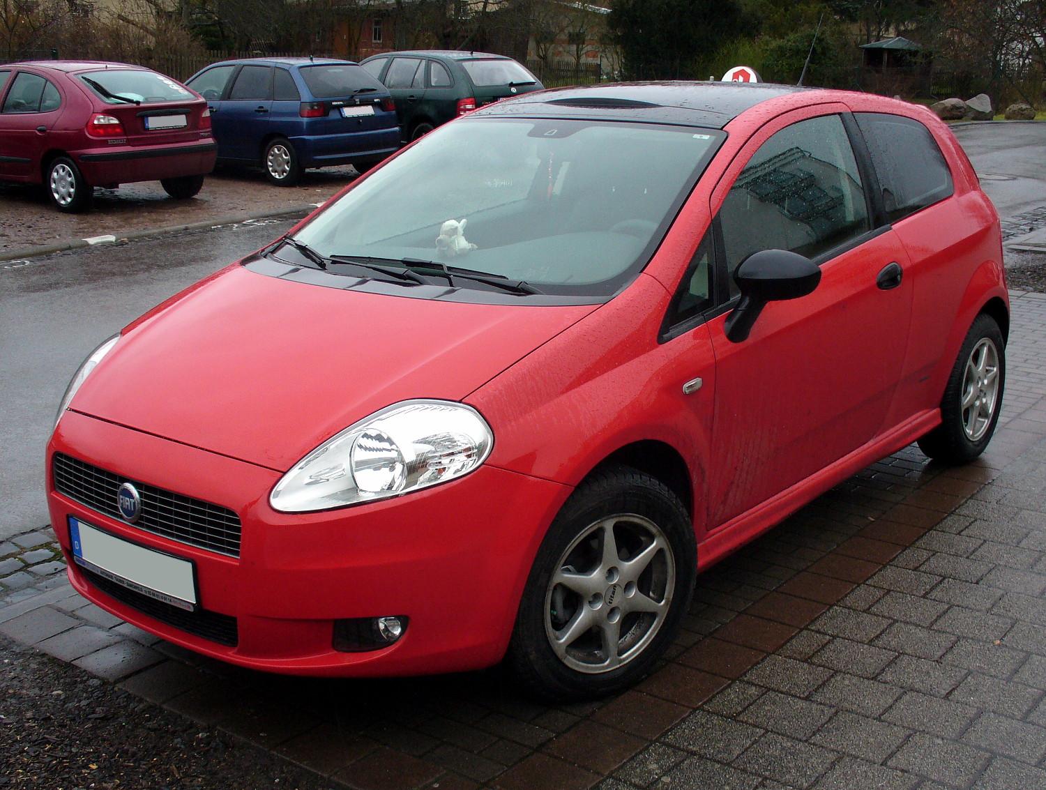 File:Fiat Punto 188 facelift 3door & 5door.JPG - Wikipedia