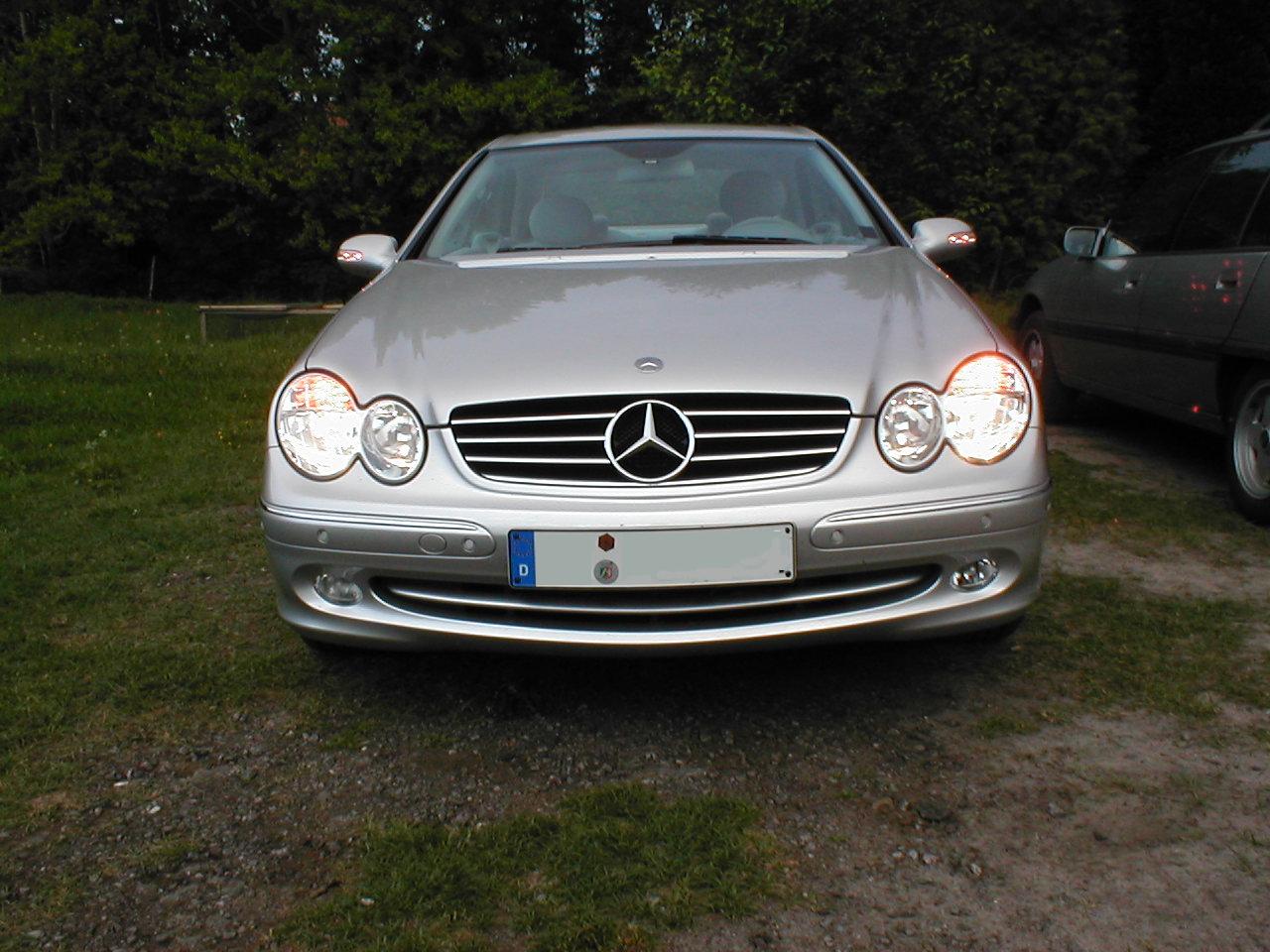 File:Mercedes-Benz W638 rear 20080215.jpg - Wikimedia Commons