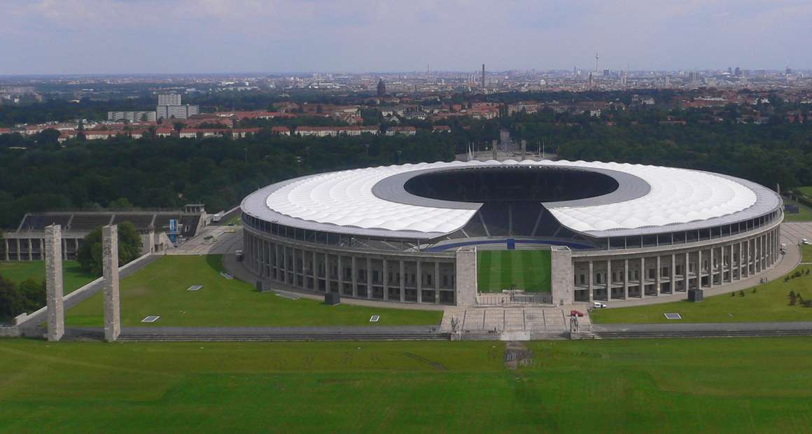Немецкий футбольные стадионы