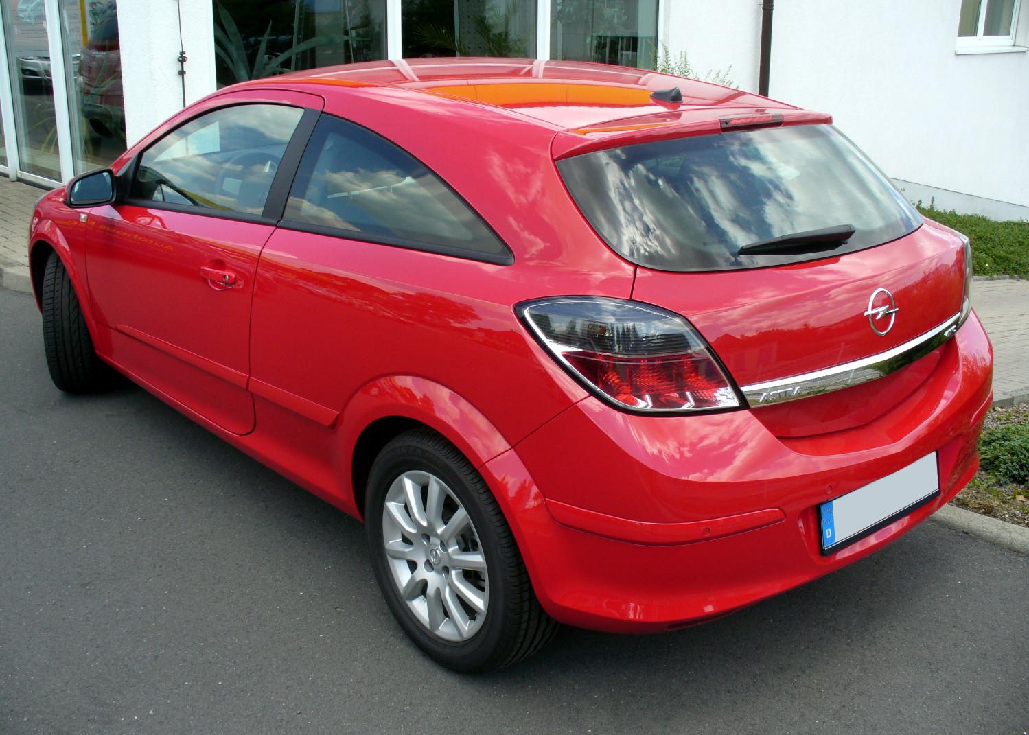 Опель хэтчбек 2008. Opel Astra 2005. Opel Astra GTC 2007. Opel Astra 2008.