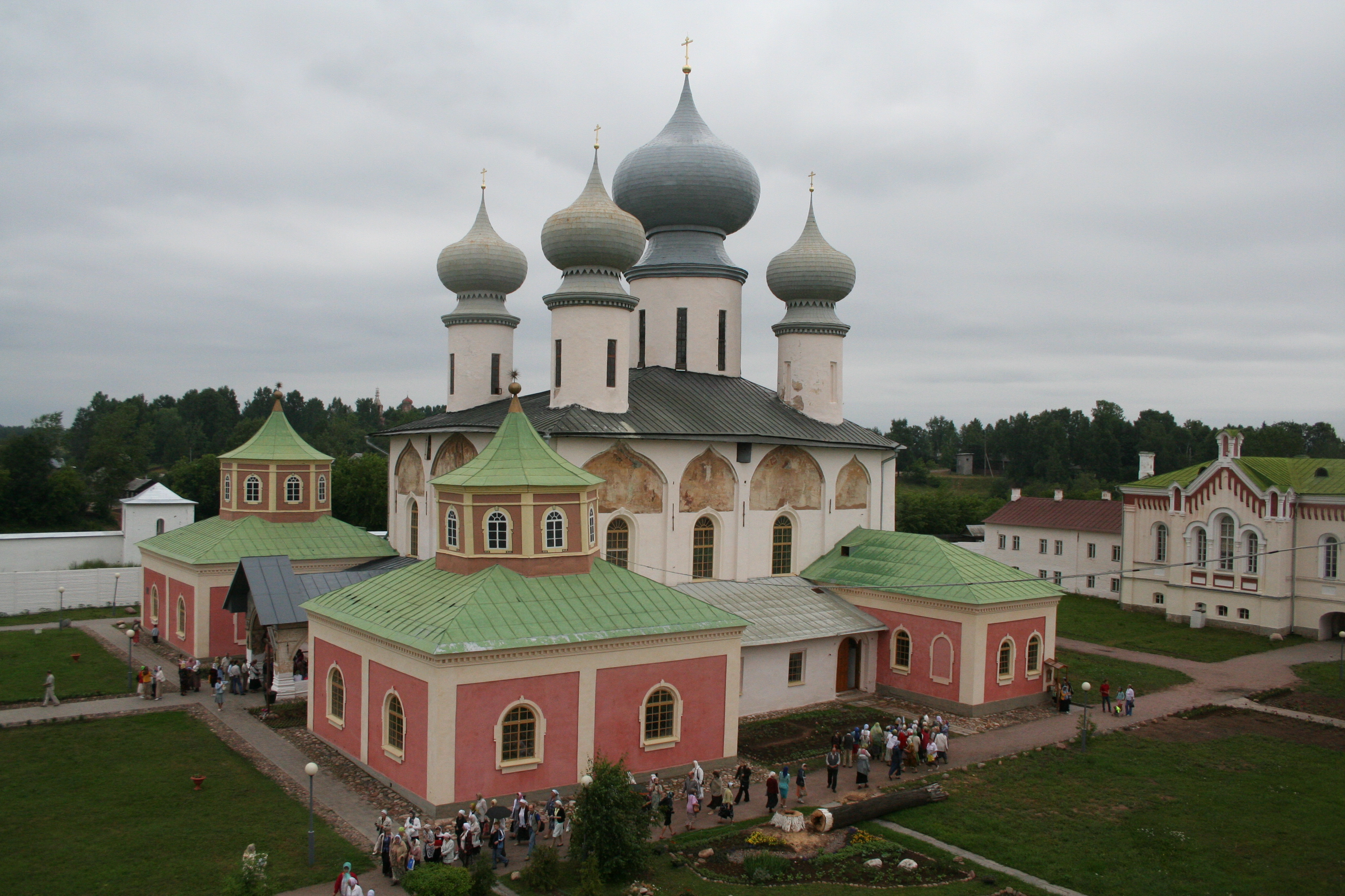 Реферат: Тихвинский Богородичный Успенский монастырь