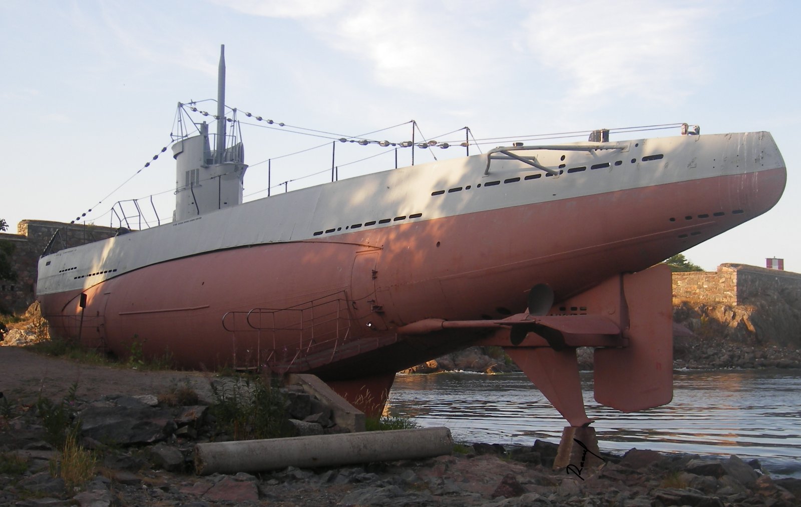 Малые пл. Финская подводная лодка Весикко. Подводная лодка Vesikko. Музей подводная лодка Весикко Суоменлинна. Подводная лодка в музеи Vesikko.