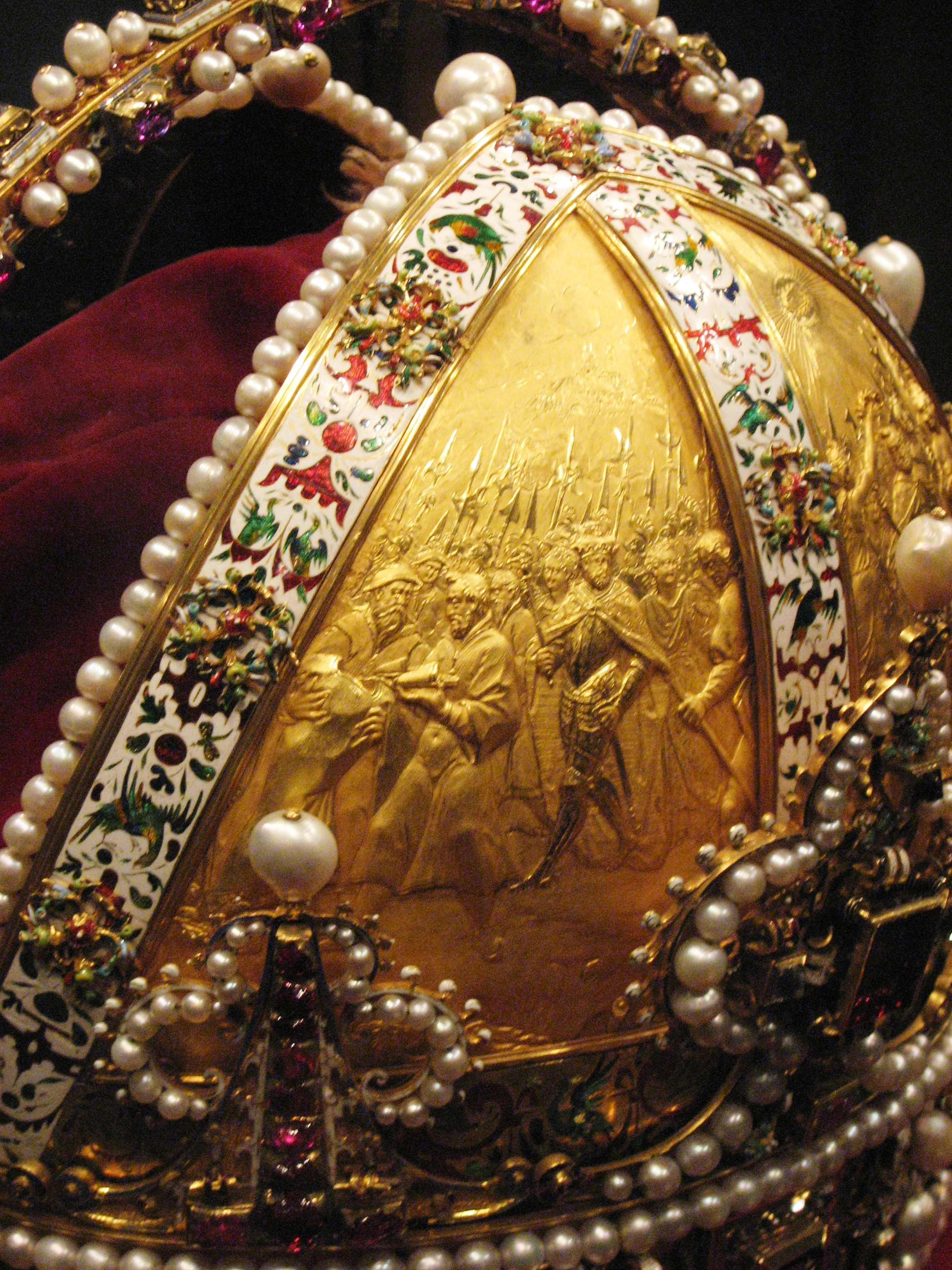 Реферат: Корона святого Вацлава